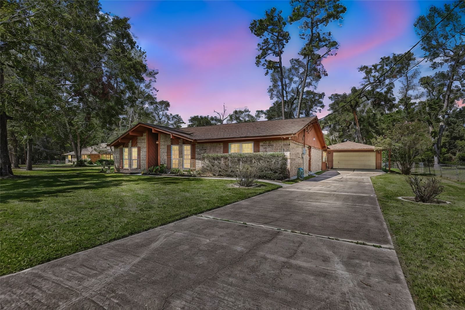 Real estate property located at 19041 Wood Hollow, Montgomery, Wood Hollow 01, Porter, TX, US