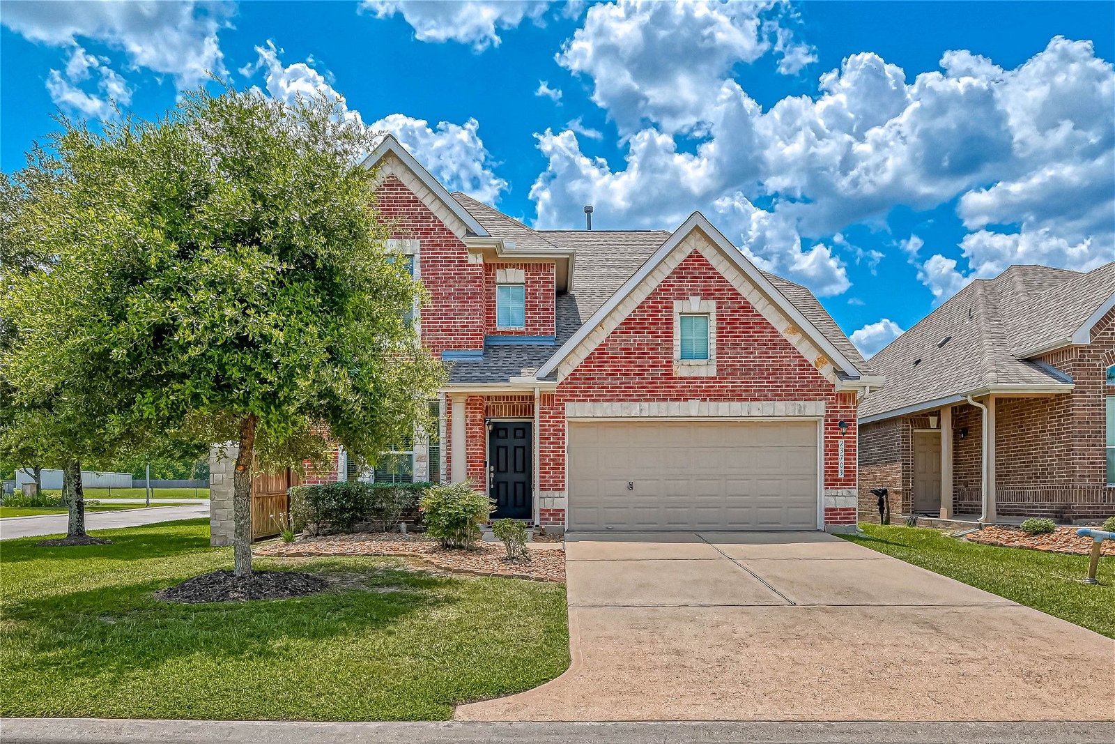 Real estate property located at 23703 Plantation Pines, Harris, Tomball, TX, US