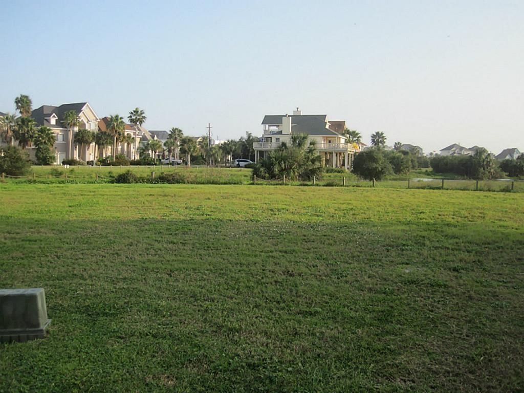 Real estate property located at 3411 Binnacle Court, Galveston, Pirates Cove Sec 6, Galveston, TX, US