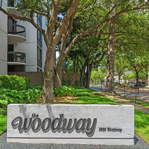 Real estate property located at 5001 Woodway #404, Harris, The Woodway Condominium, Houston, TX, US