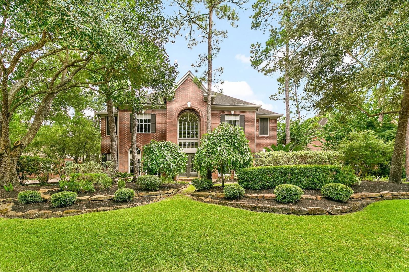 Real estate property located at 27 Candlenut, Montgomery, Wdlnds Village Cochrans Cr, The Woodlands, TX, US