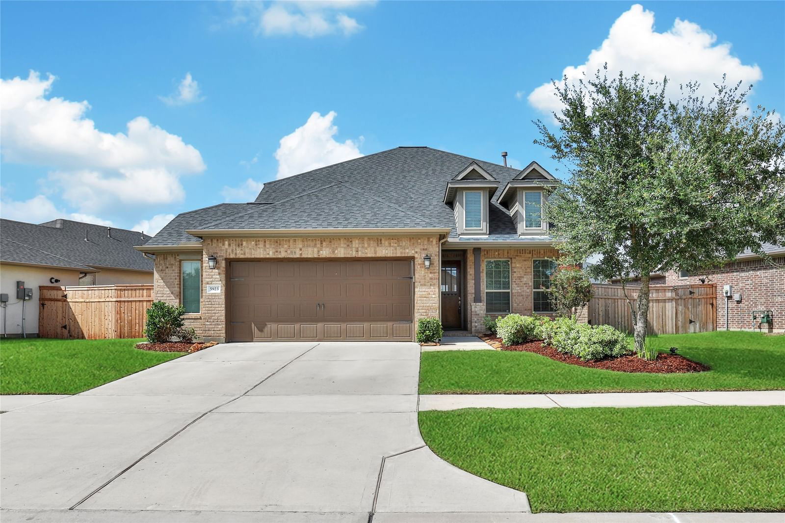 Real estate property located at 5923 Pedernales Bend, Fort Bend, Bonterra At Cross Creek Ranch, Fulshear, TX, US