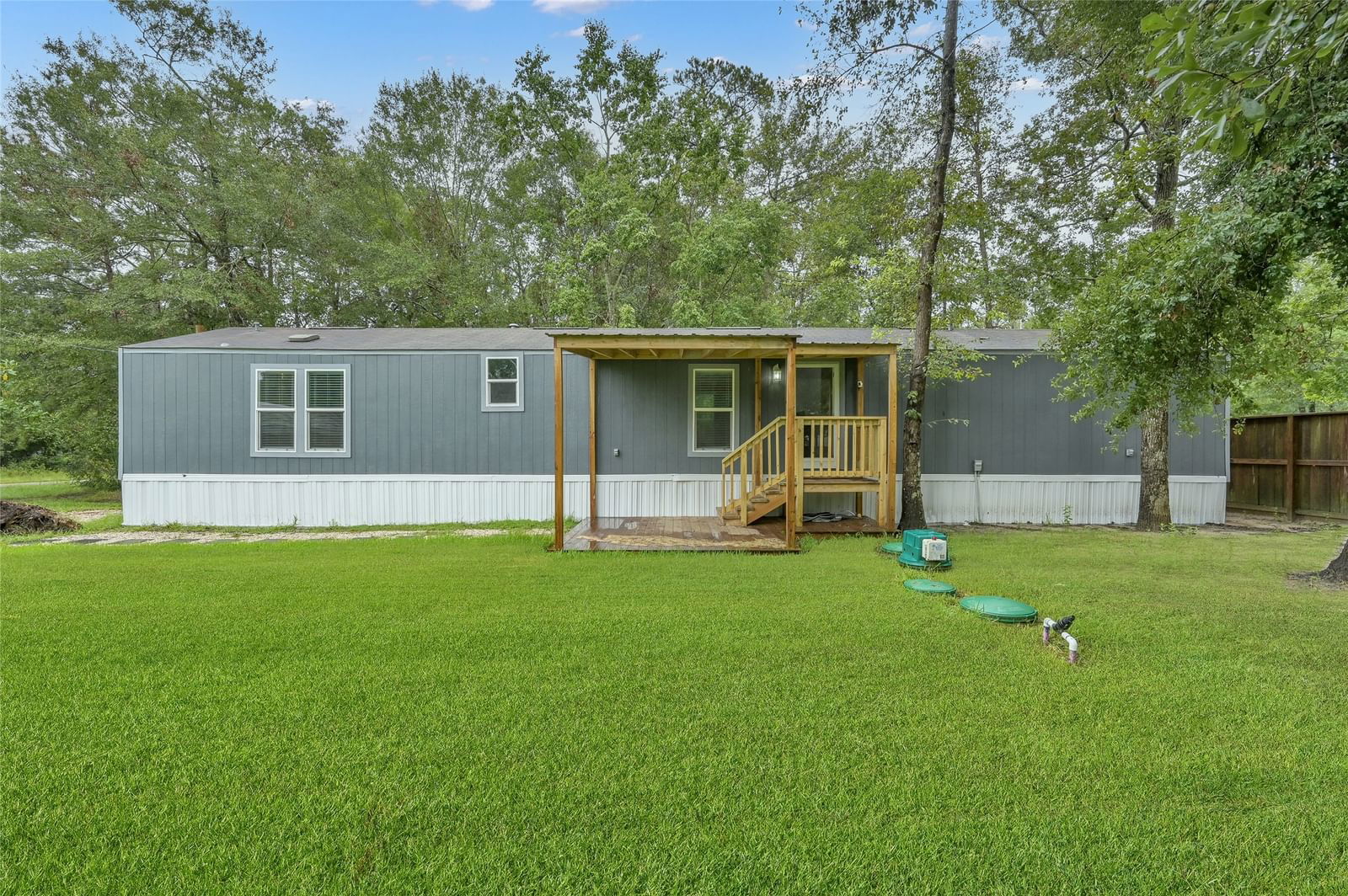 Real estate property located at 25561 Spruce, Montgomery, North Woods 01, Cleveland, TX, US