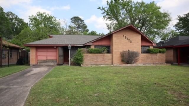 Real estate property located at 10122 Rockaway, Harris, Fontaine Place, Houston, TX, US
