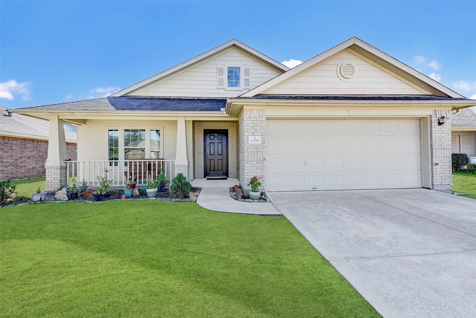 Real estate property located at 10810 Country Squire, Chambers, Hunters Chase Sec 04, Baytown, TX, US