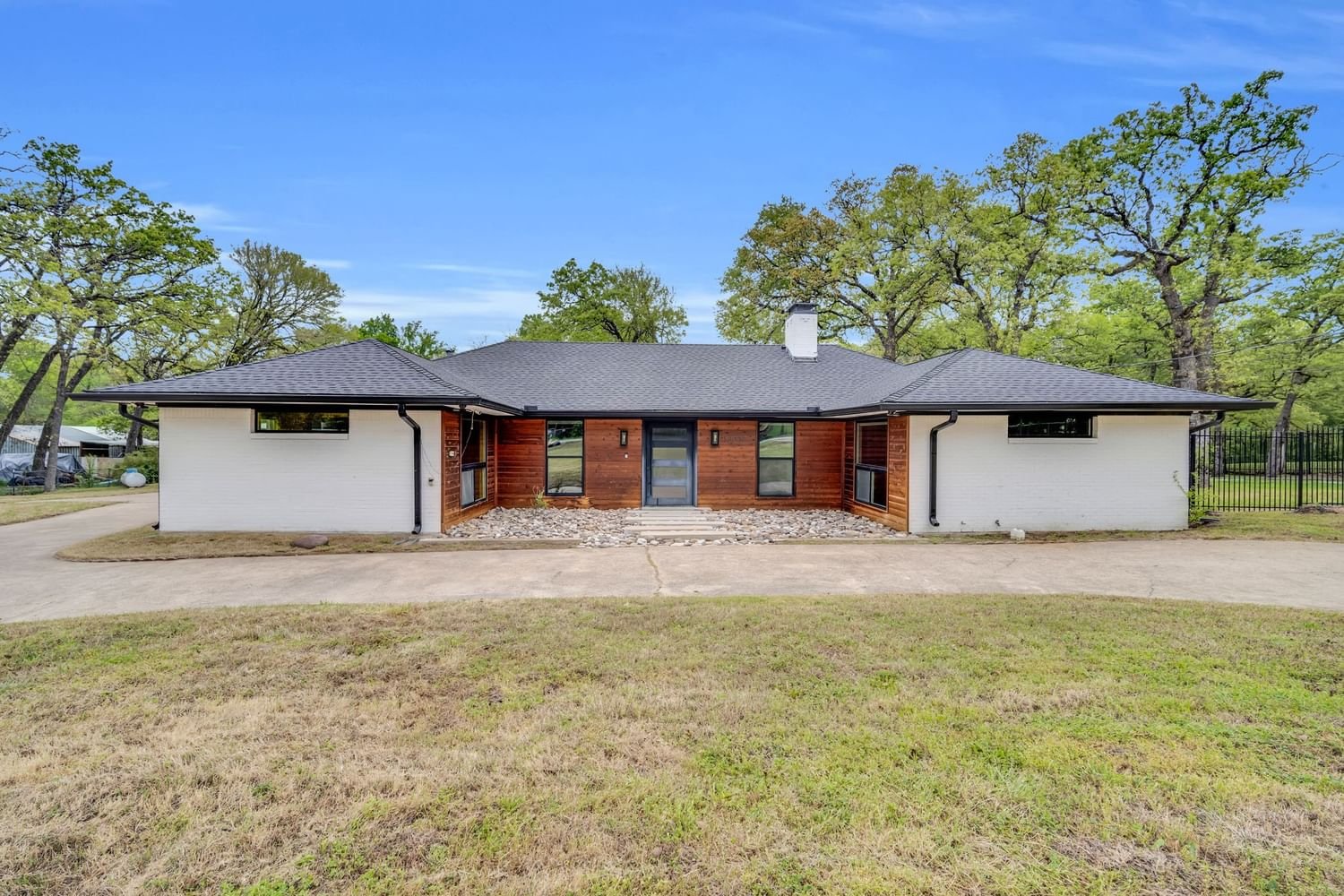 Real estate property located at 13017 Verdant, Dallas, Pleasant Forest, Balch Springs, TX, US