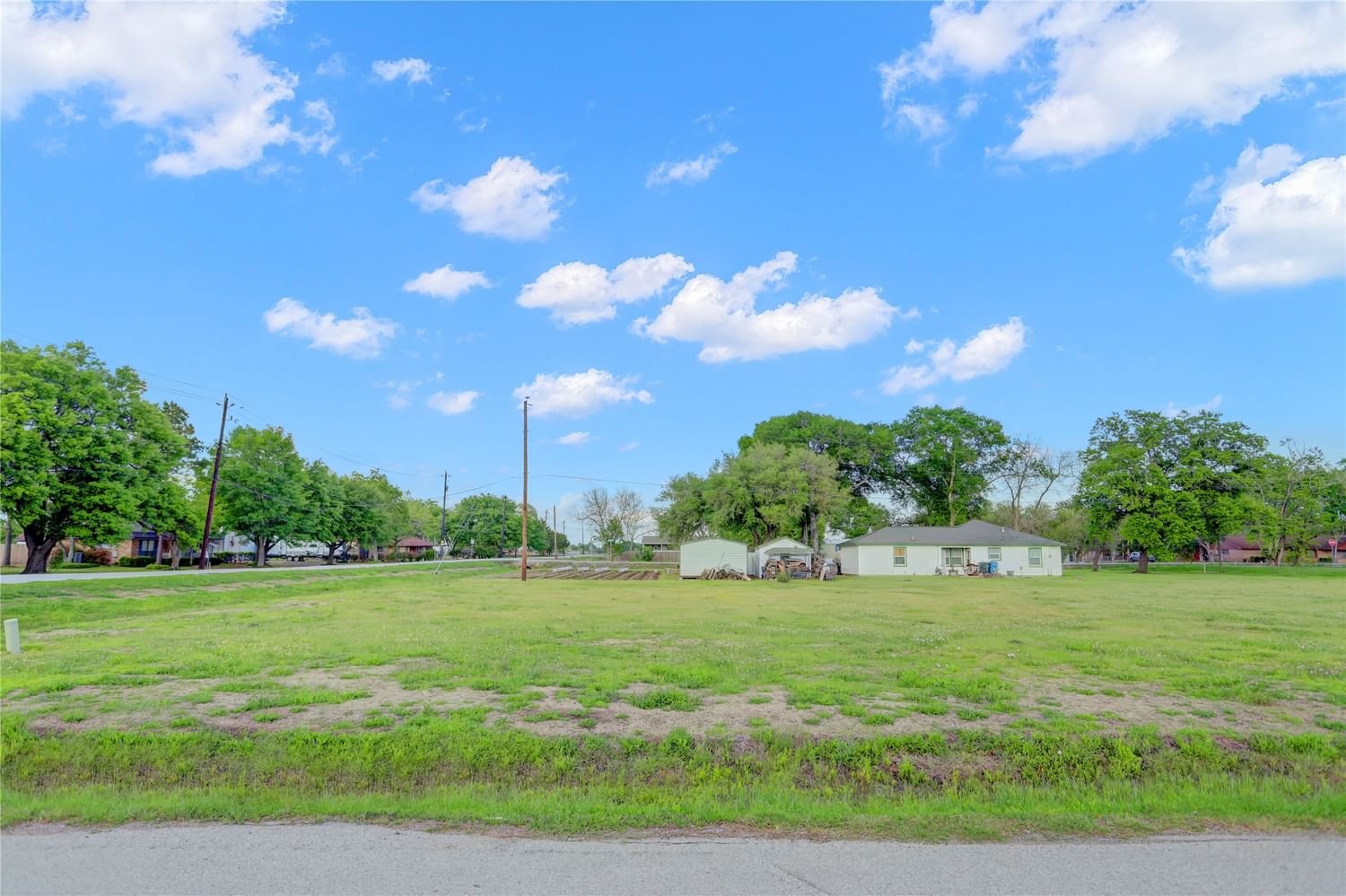 Real estate property located at 0 (Lots 1-2) 4th, Fort Bend, Beasley, Beasley, TX, US