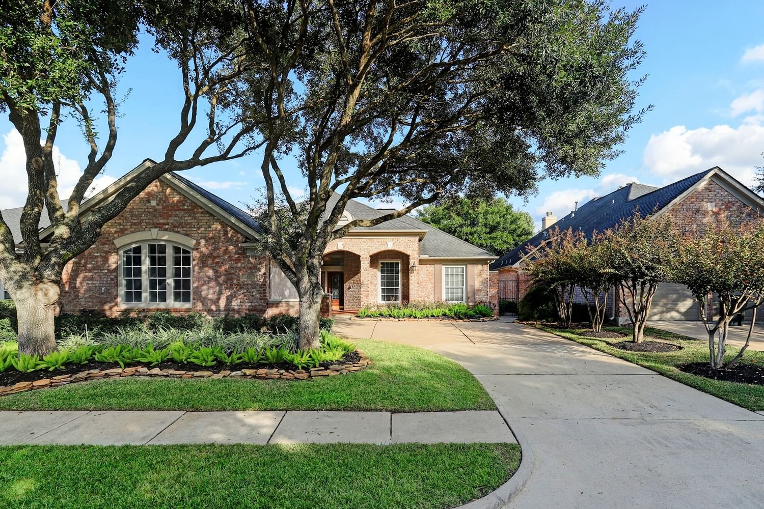 Real estate property located at 1531 Orchard Park, Harris, Parkway Villages, Houston, TX, US
