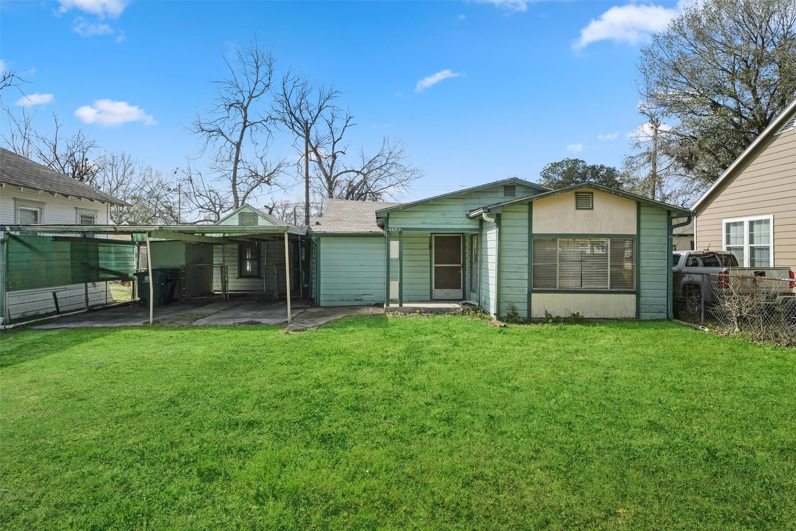 Real estate property located at 4605 Siegel, Harris, Irvington, Houston, TX, US