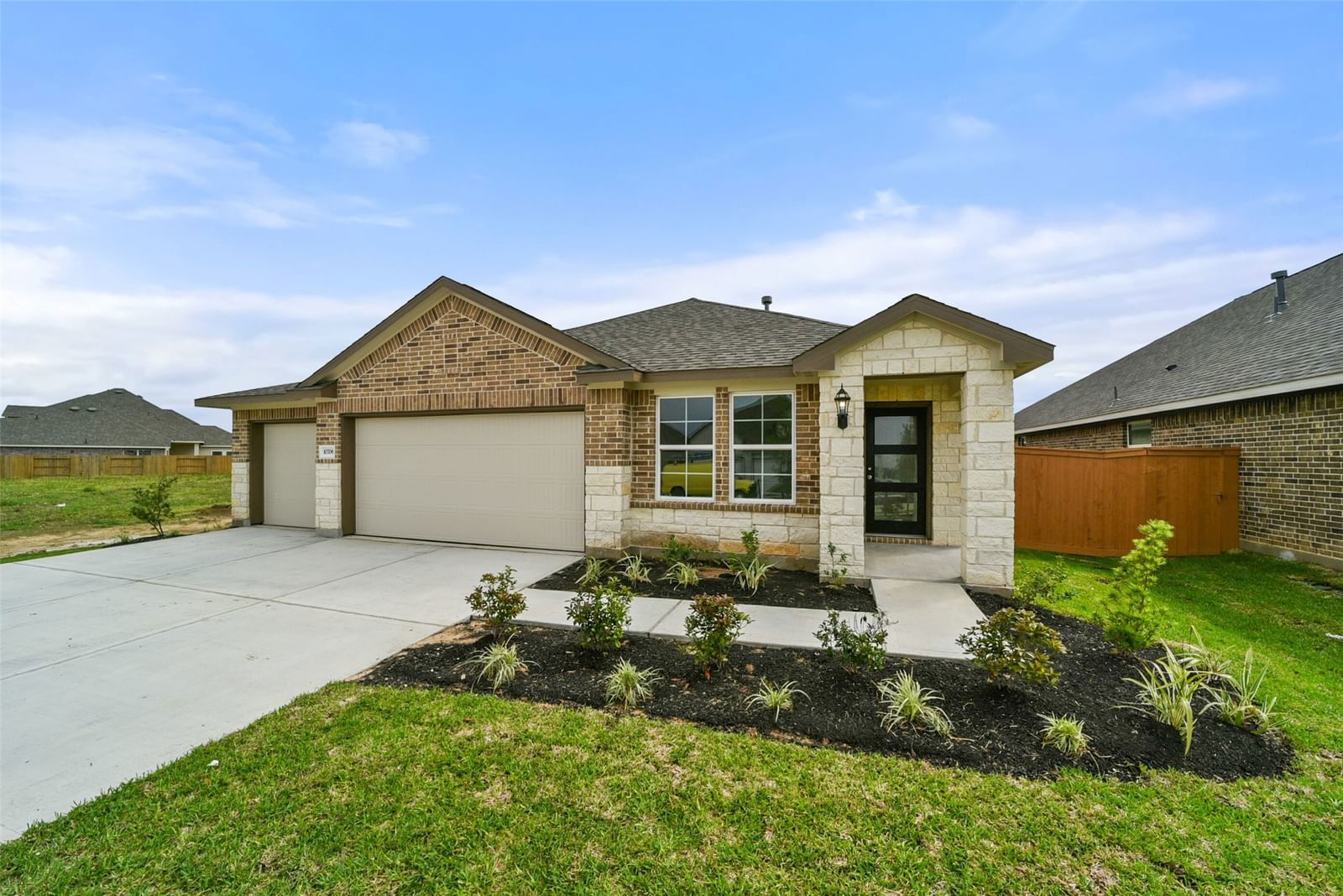 Real estate property located at 10706 Amador Peak, Brazoria, Sierra Vista West, Rosharon, TX, US