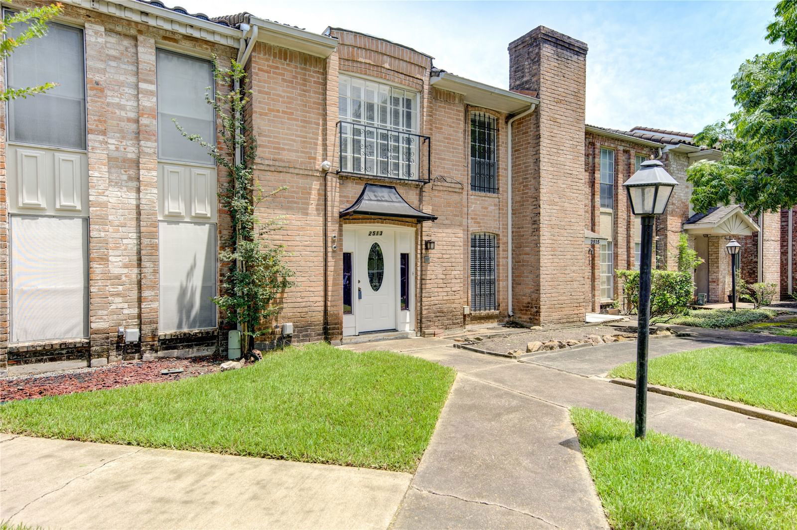 Real estate property located at 2513 Oak Hill, Fort Bend, QUAIL VALLEY TOWNHOMES, Missouri City, TX, US