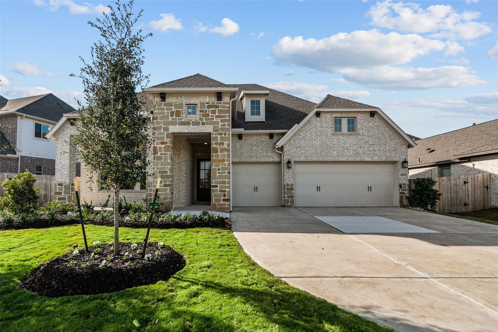 Real estate property located at 5827 Ash Valley, Fort Bend, Stonecreek Estates, Richmond, TX, US