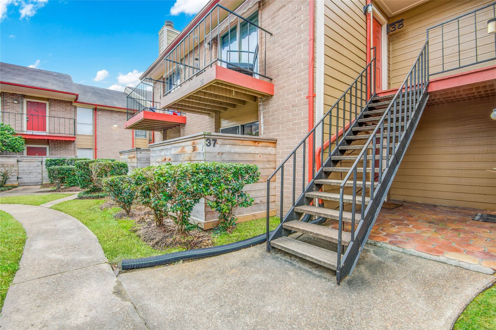 Real estate property located at 12955 Woodforest #37, Harris, Woodforest Condo, Houston, TX, US