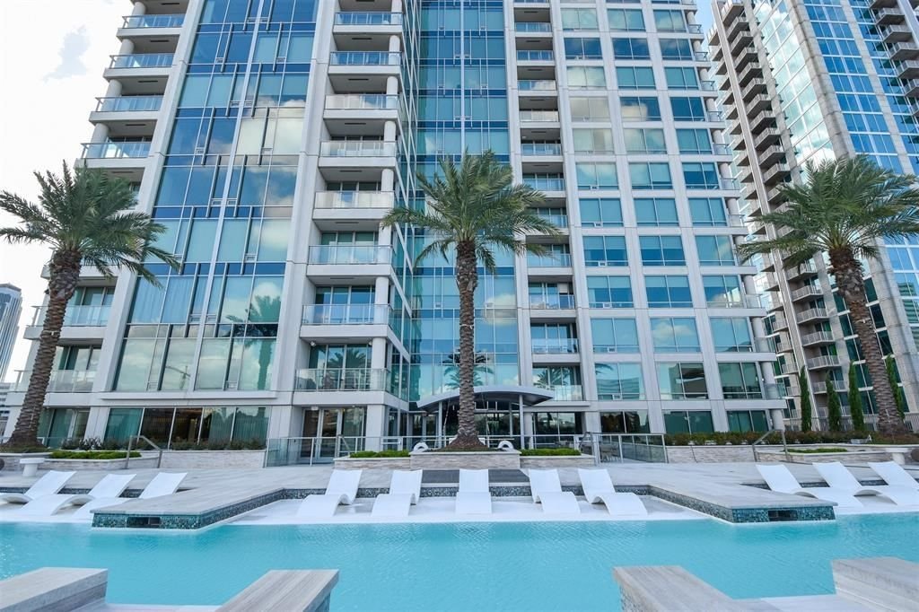 Real estate property located at 2047 Westcreek #505, Harris, The Wilshire at River Oaks District, Houston, TX, US