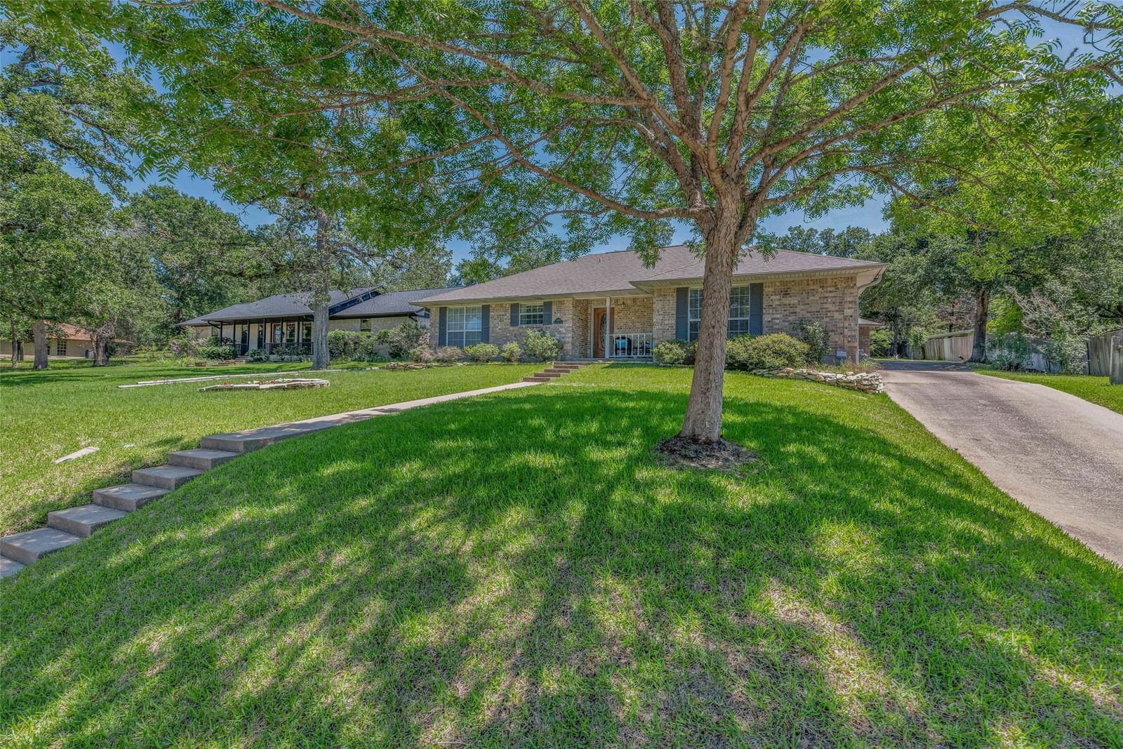 Real estate property located at 3002 Hummingbird, Brazos, Westwood Estates, Bryan, TX, US