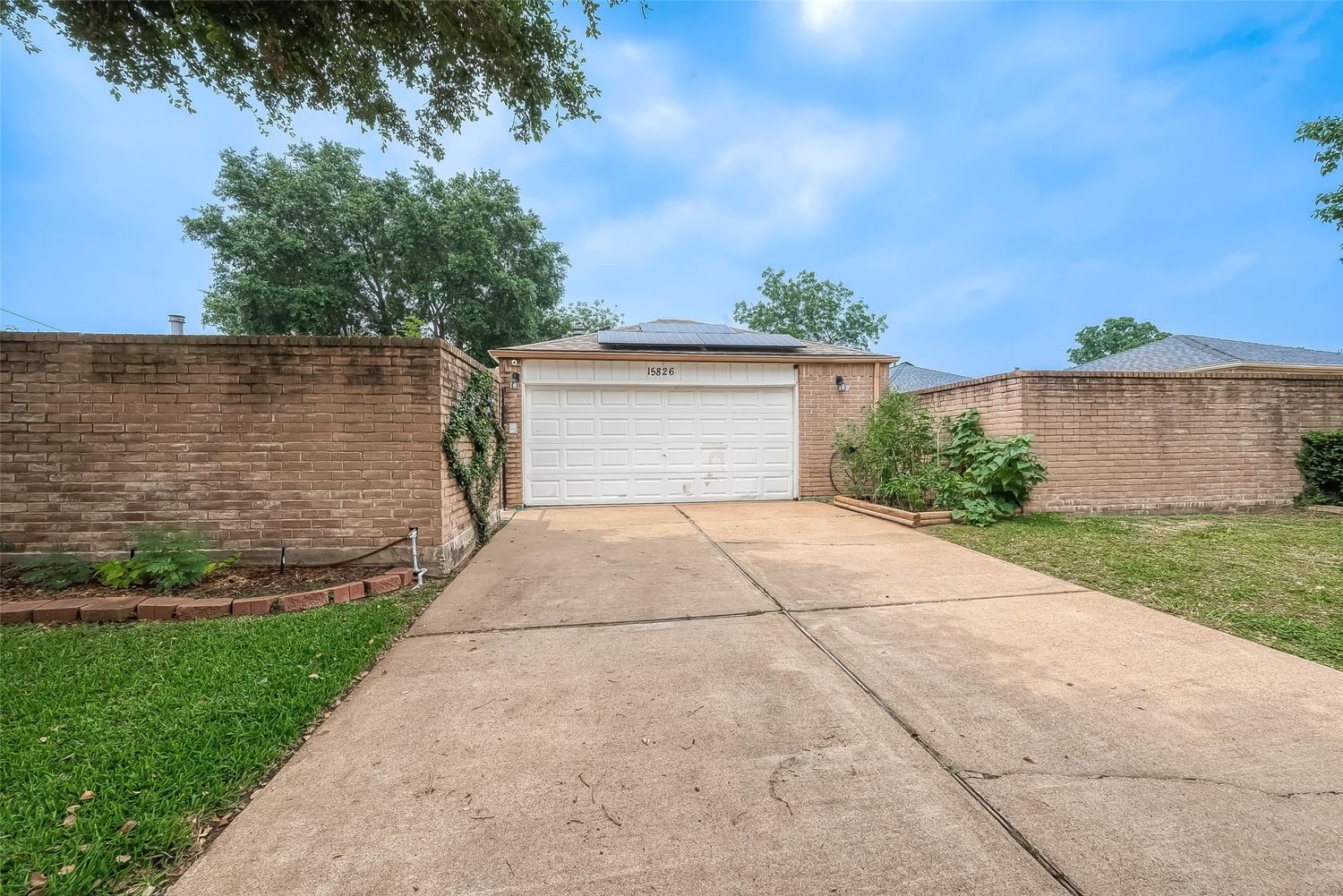 Real estate property located at 15826 Camino Del Sol, Fort Bend, Mission Bend, Houston, TX, US