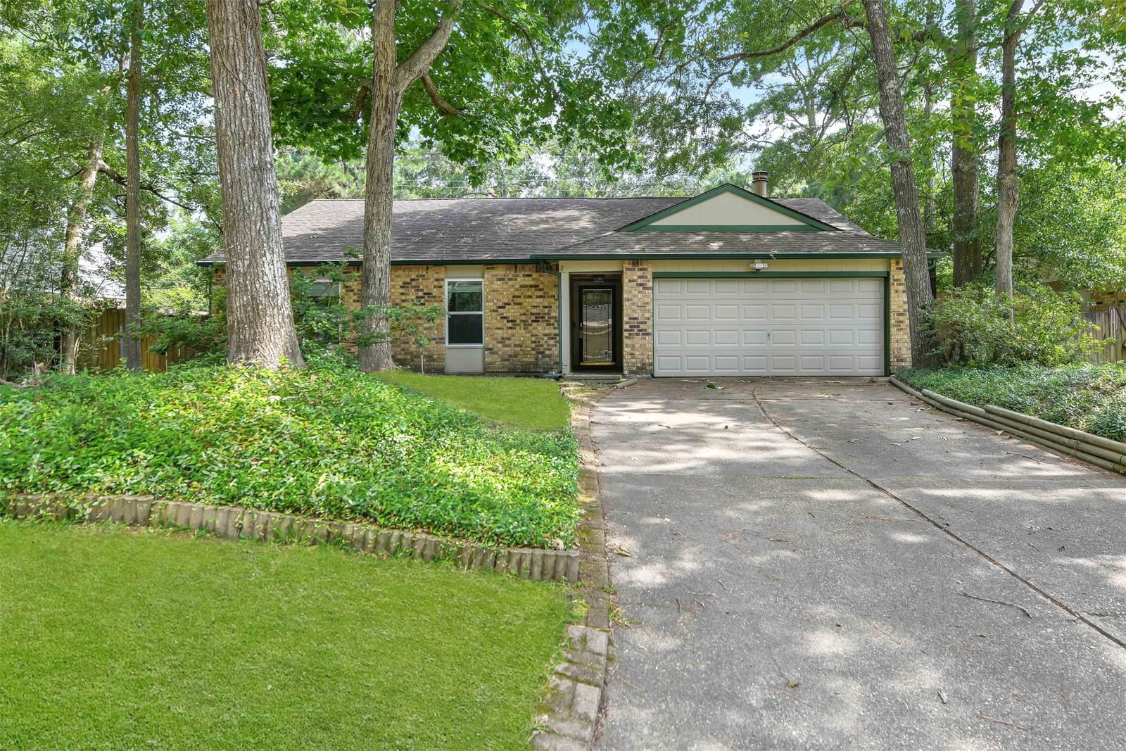 Real estate property located at 3310 Holly Green, Harris, Elm Grove Village Sec 01, Kingwood, TX, US