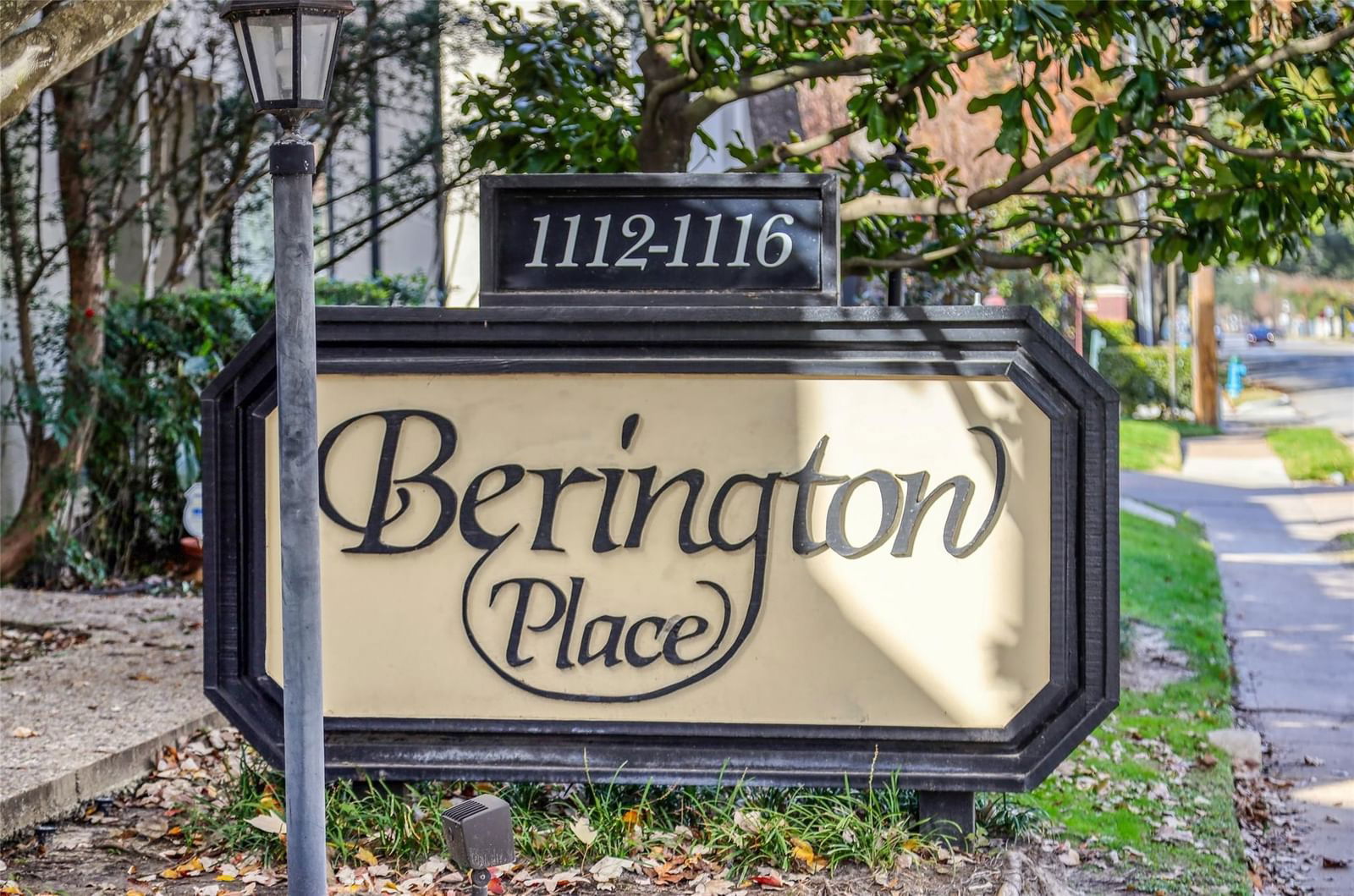 Real estate property located at 1116 Bering #25, Harris, Berington Place Condo, Houston, TX, US