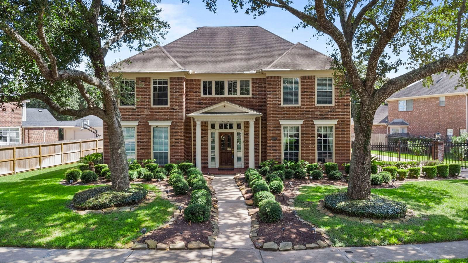 Real estate property located at 4607 Saint Michaels, Fort Bend, Commonwealth Estates, Sugar Land, TX, US