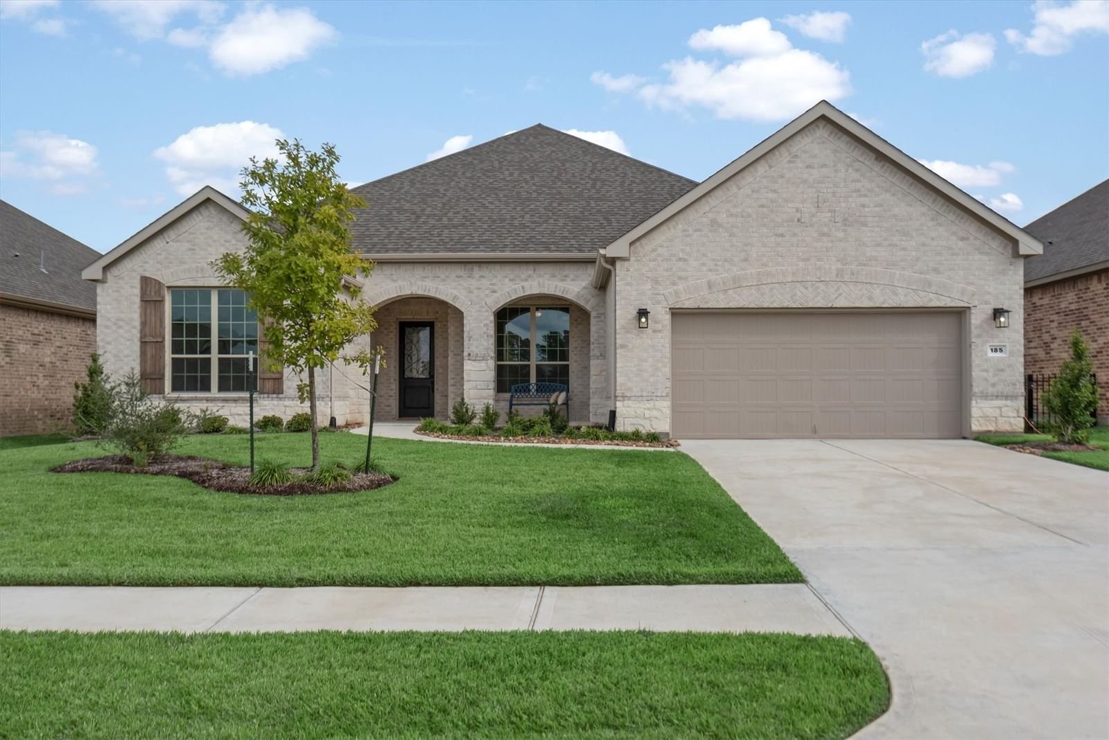 Real estate property located at 185 Mustang Colt, Montgomery, Del Webb The Woodlands, Spring, TX, US