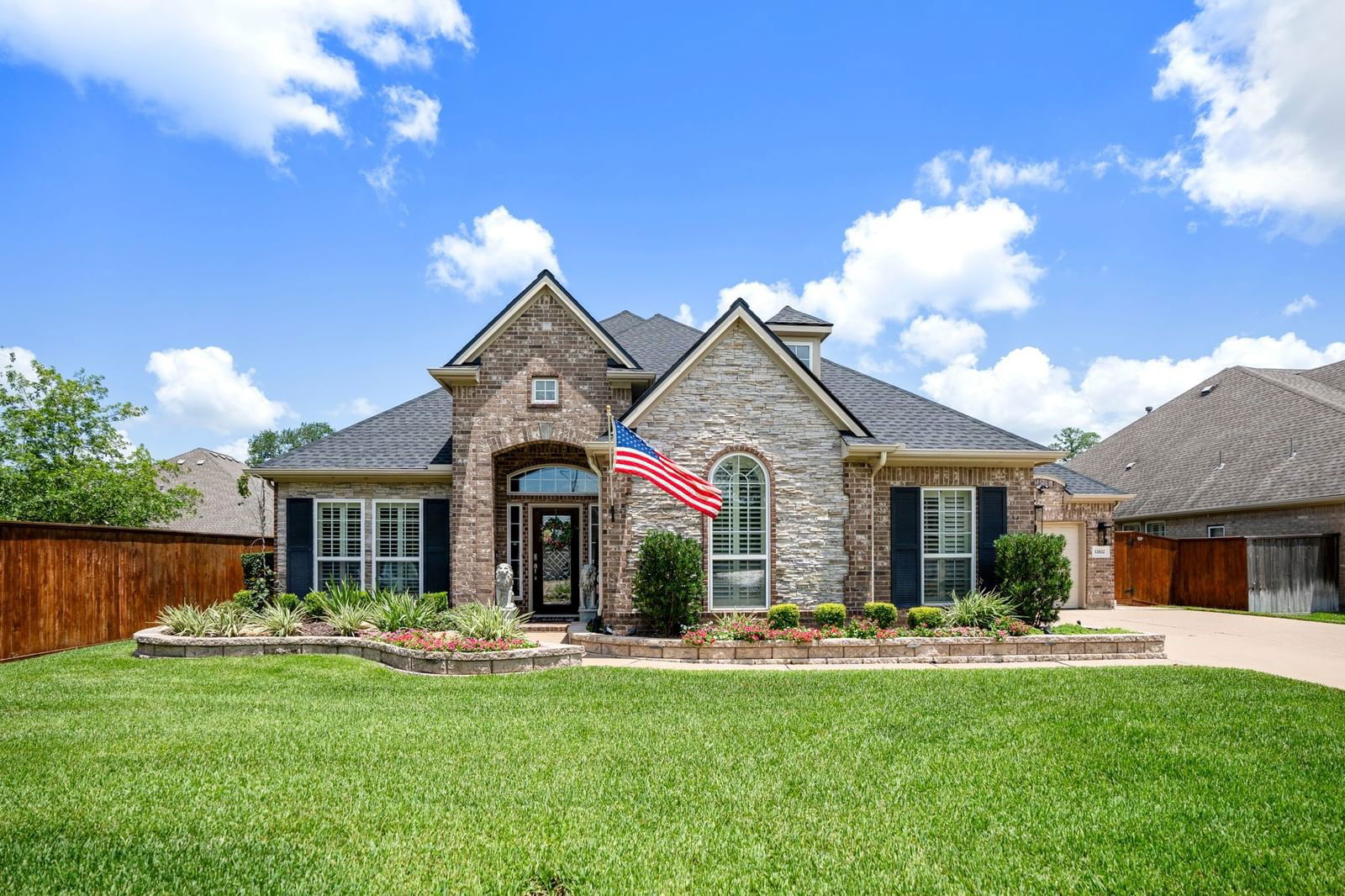 Real estate property located at 12622 Midland Creek, Harris, Village Creek, Tomball, TX, US