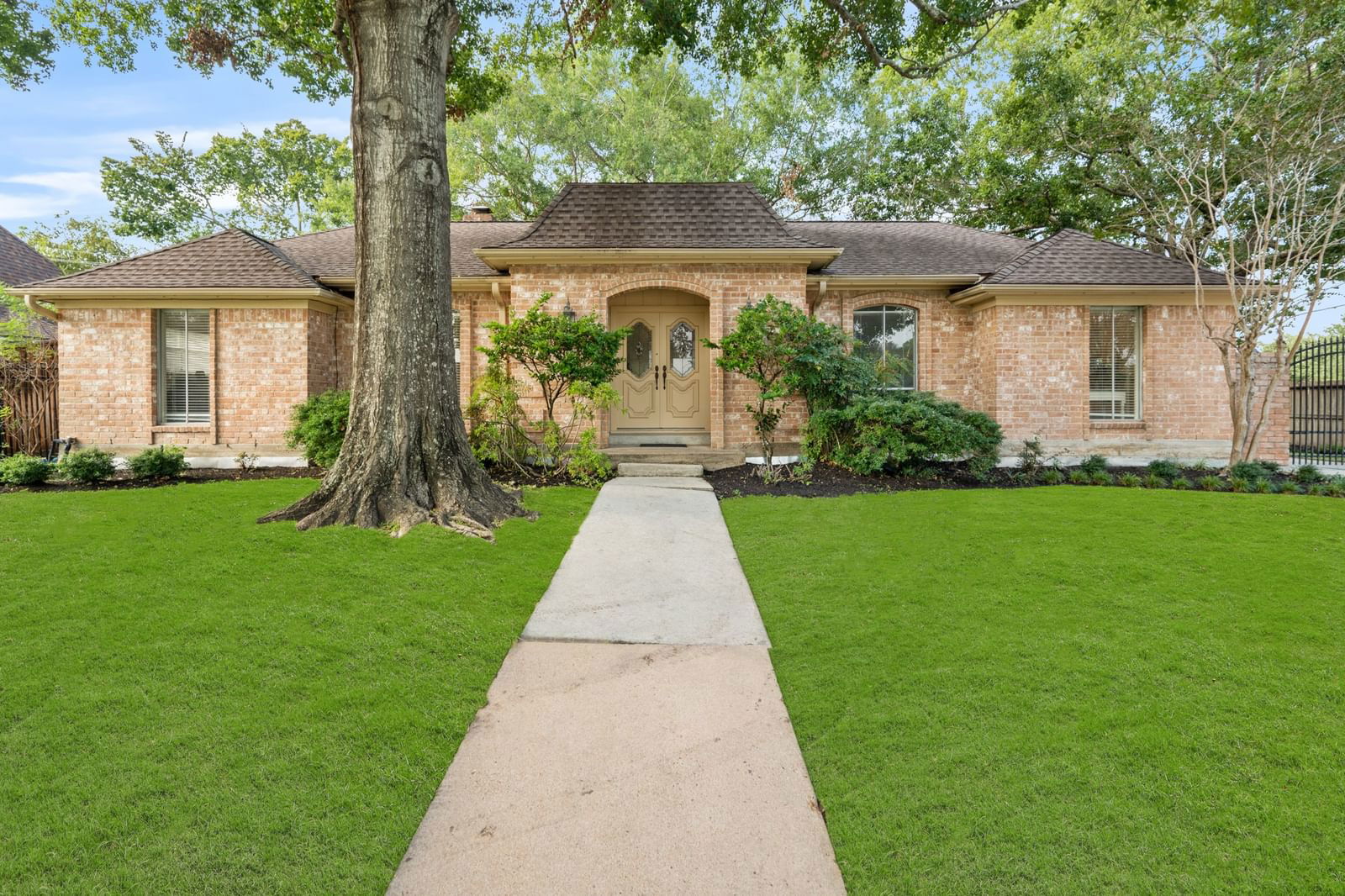 Real estate property located at 11838 Riverview, Harris, Country Village Sec 03, Houston, TX, US