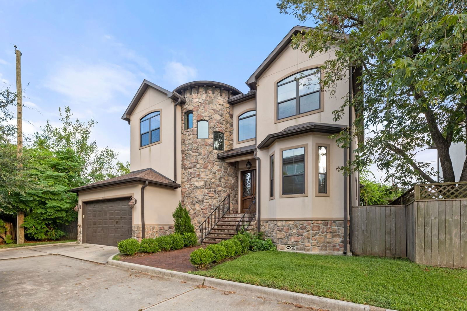 Real estate property located at 8011 Serenity, Harris, Braeswood Estates, Houston, TX, US