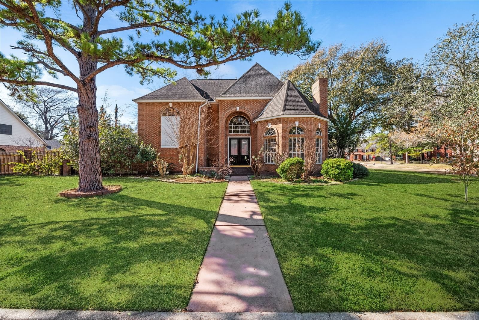 Real estate property located at 1602 Laguna Meadows, Harris, Green Trails Sec 03 R/P, Houston, TX, US
