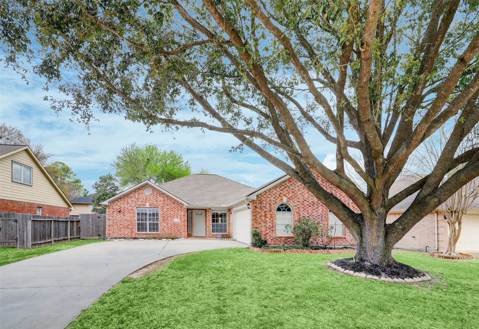 Real estate property located at 21118 Highland Knolls, Harris, Memorial Pkwy, Katy, TX, US