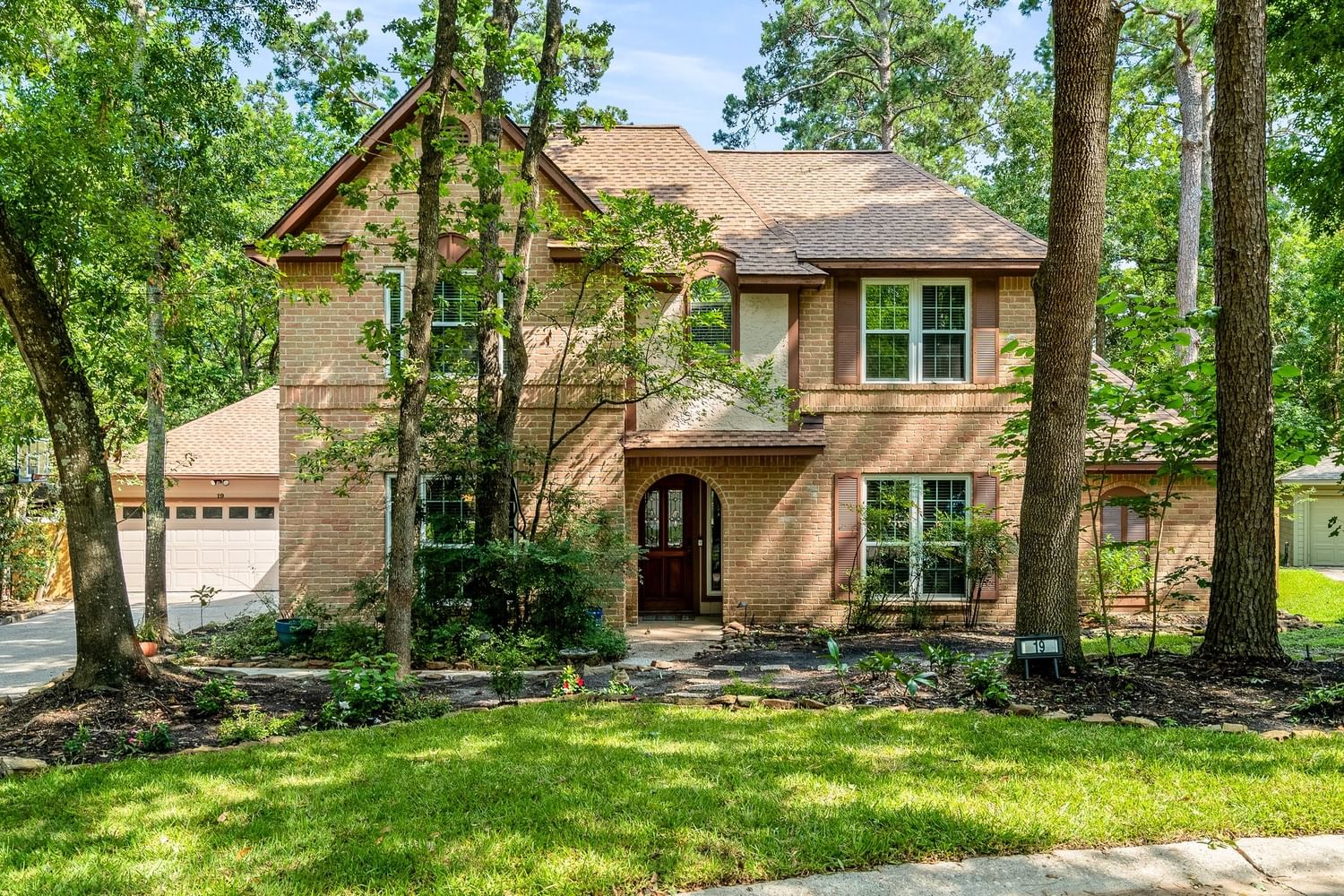 Real estate property located at 19 Scatterwood, Montgomery, Wdlnds Village Panther Ck 17, The Woodlands, TX, US