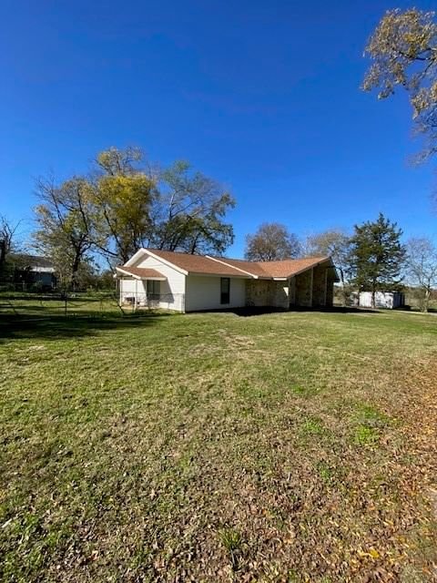 Real estate property located at 11023 Fm 1696, Grimes, BEDIAS TOWNSITE, Bedias, TX, US