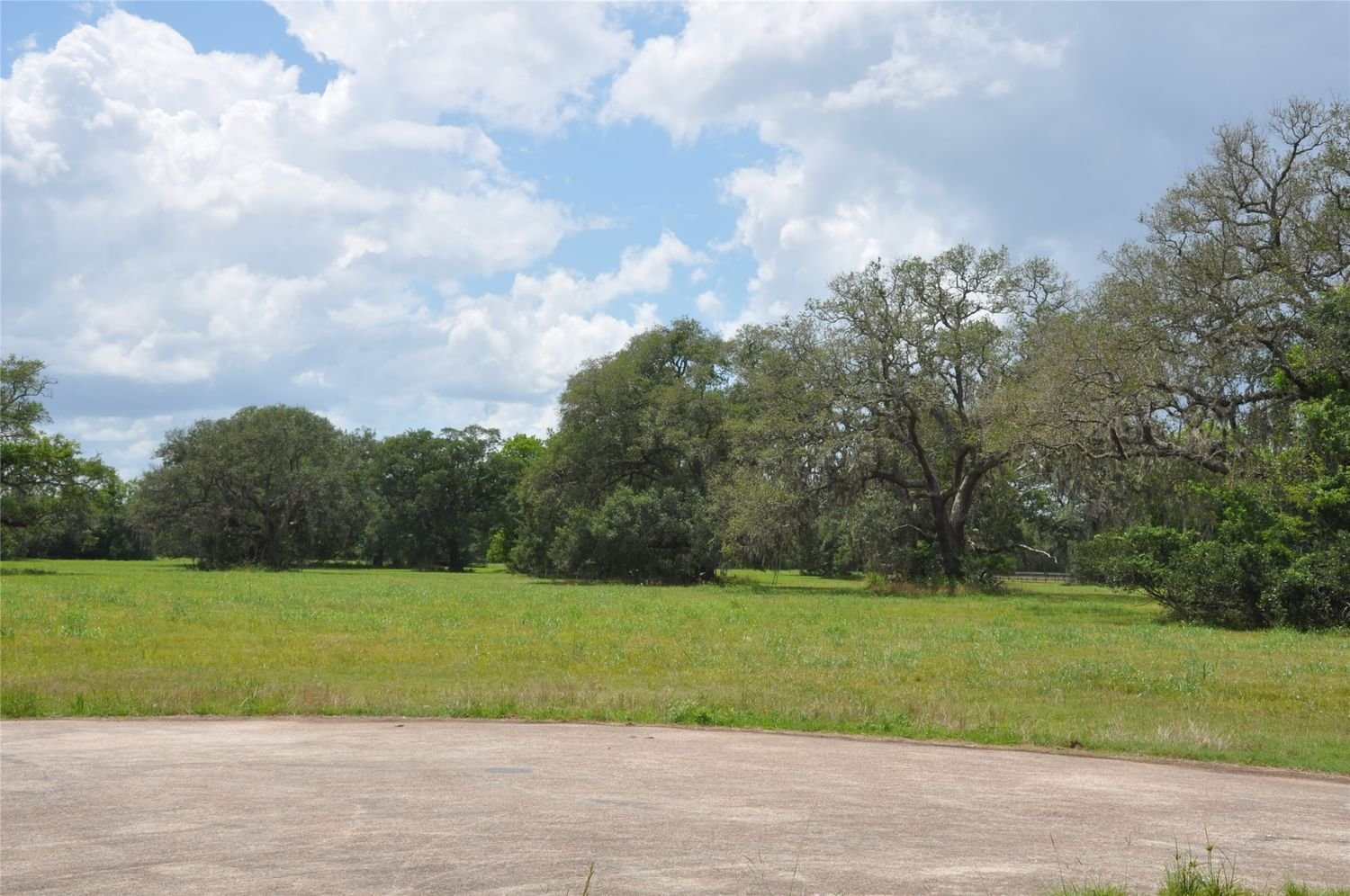Real estate property located at 1714 Spearhead, Brazoria, Bar X Ranch Sec 3, Angleton, TX, US