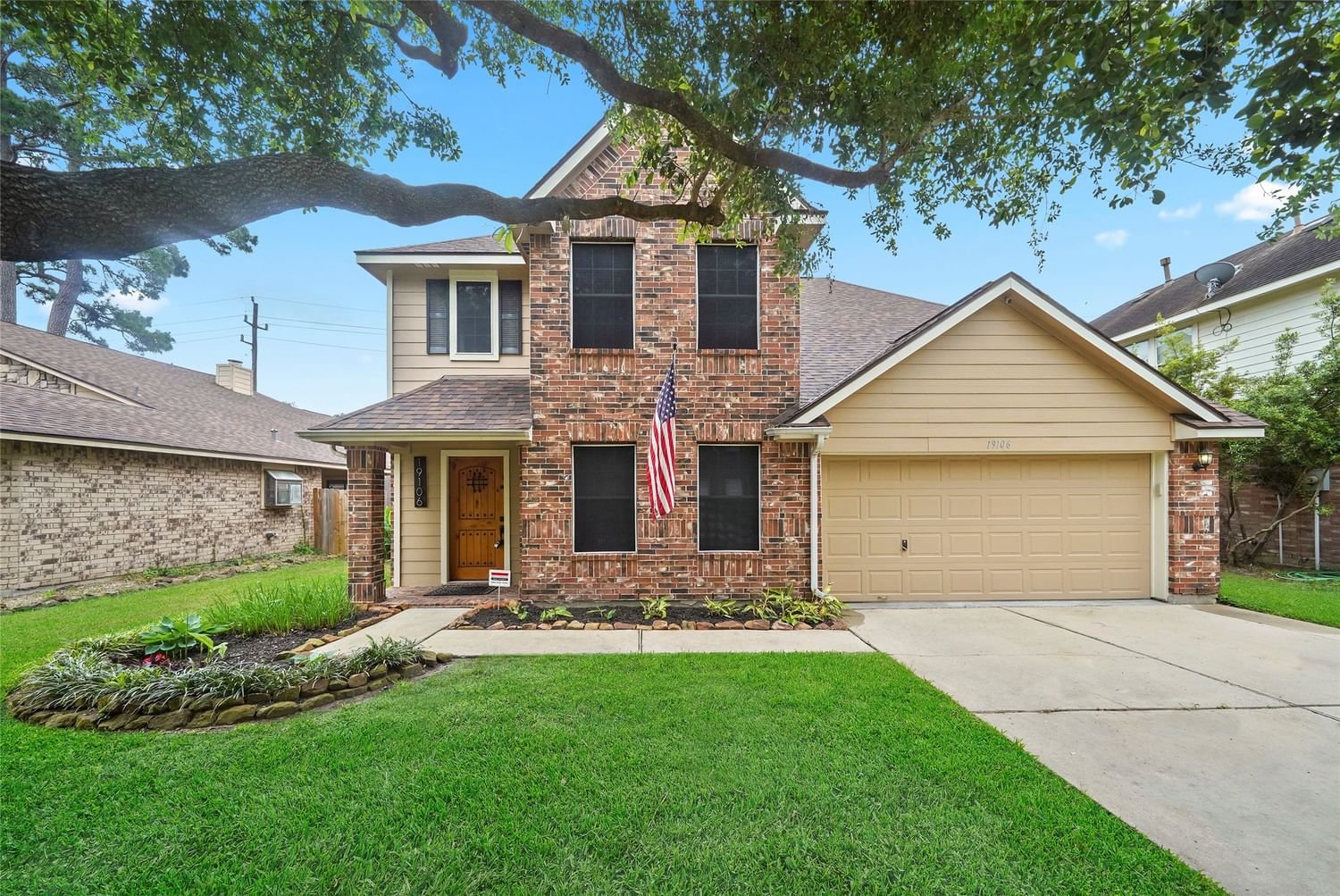 Real estate property located at 19106 Relay, Harris, Walden On Lake Houston, Humble, TX, US