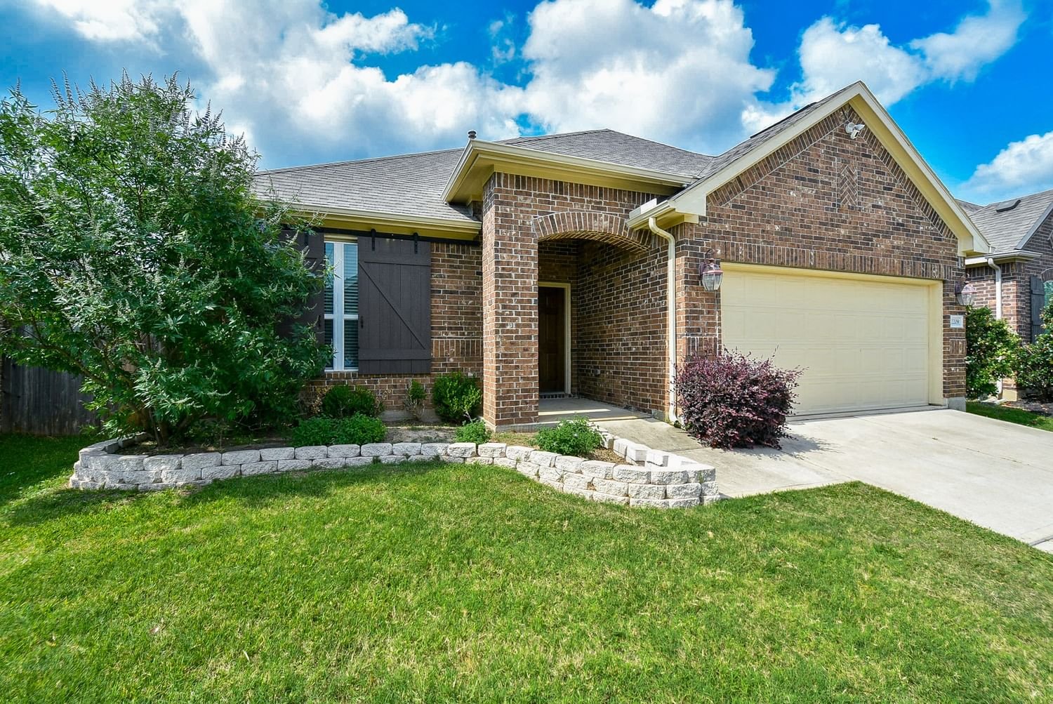 Real estate property located at 2209 Orchid Hill, Montgomery, Cedar Woods, Conroe, TX, US