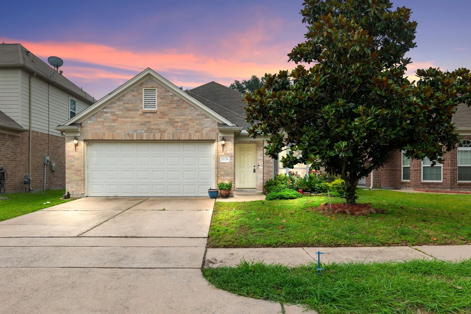 Real estate property located at 19139 Clevera Walk Lane, Harris, Lake Rdg Sec 09, Houston, TX, US