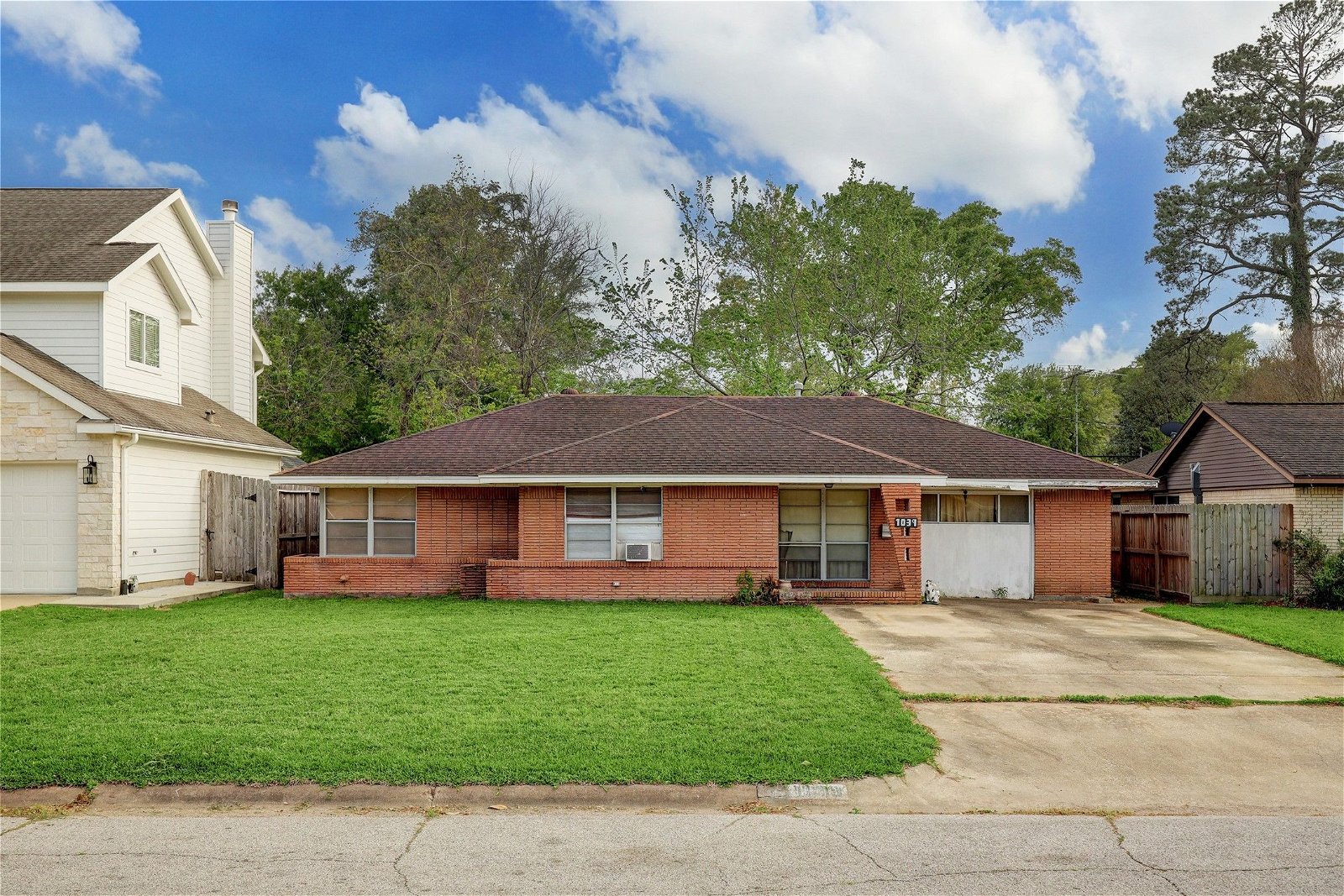 Real estate property located at 1039 31st, Harris, Houston, TX, US