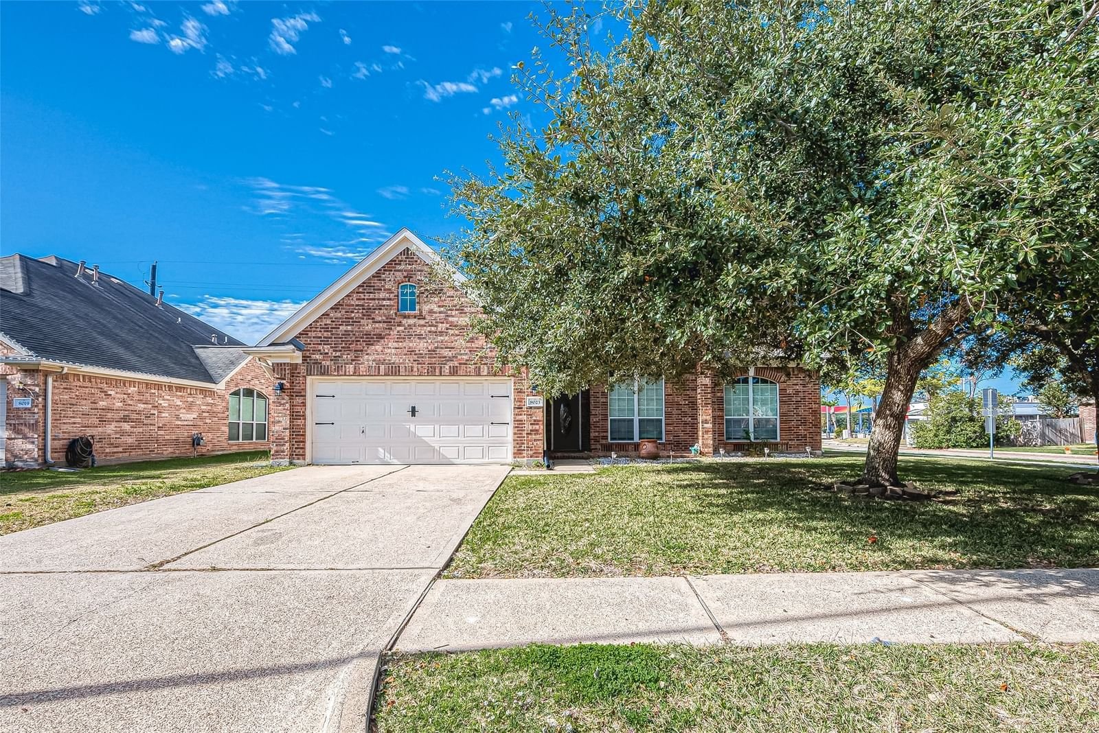 Real estate property located at 8023 Beaver, Chambers, Country Meadows Sec 05, Baytown, TX, US