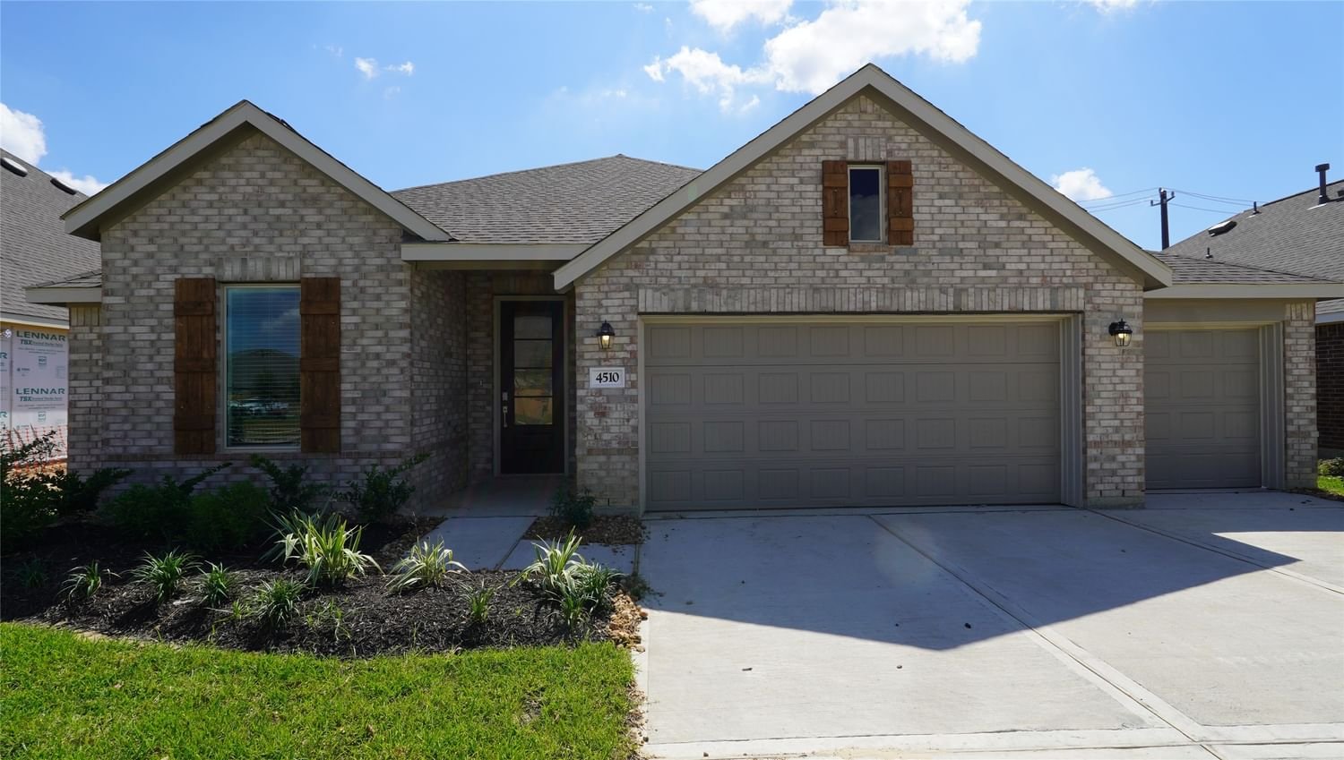 Real estate property located at 4510 Maple Turn, Harris, Baytown, TX, US