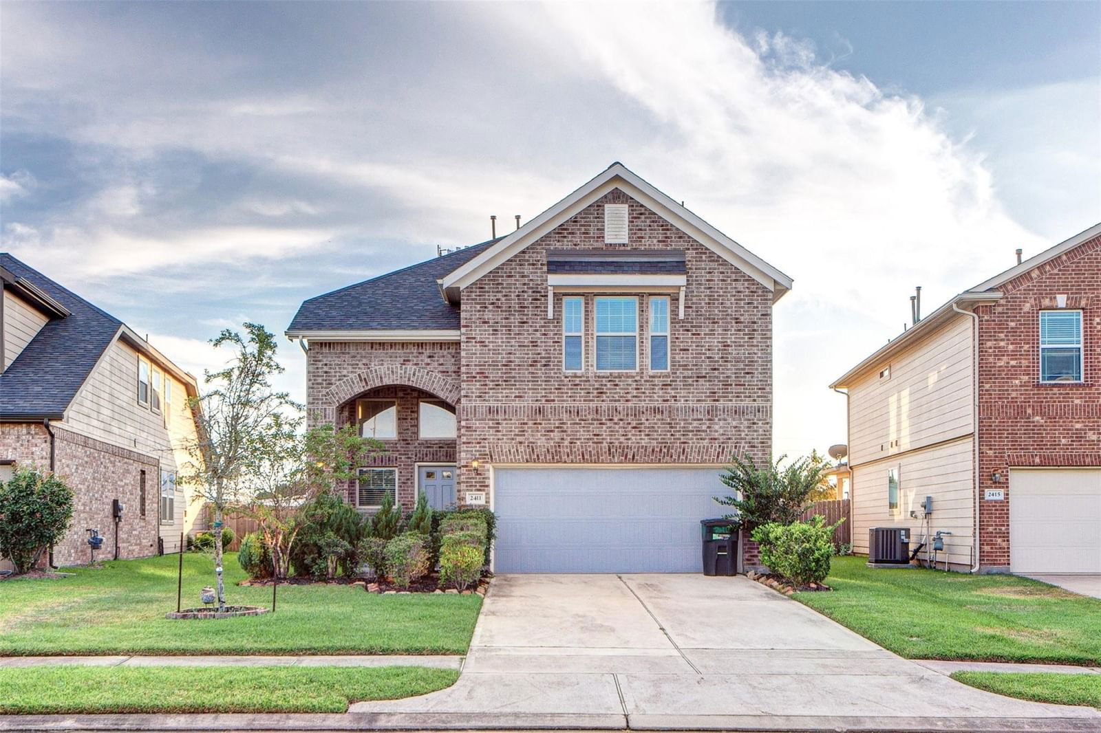 Real estate property located at 2411 Lakecrest Harbor Drive, Harris, Lakecrest Village, Katy, TX, US