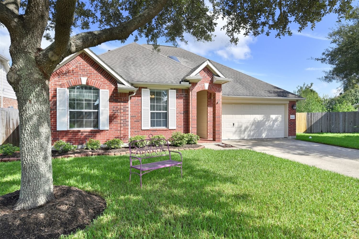 Real estate property located at 6805 Casey, Brazoria, West Oaks Village, Pearland, TX, US