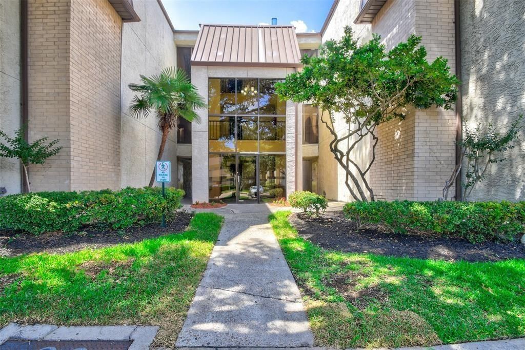 Real estate property located at 8417 Hearth #38, Harris, Hearthwood Condo Sec 01, Houston, TX, US