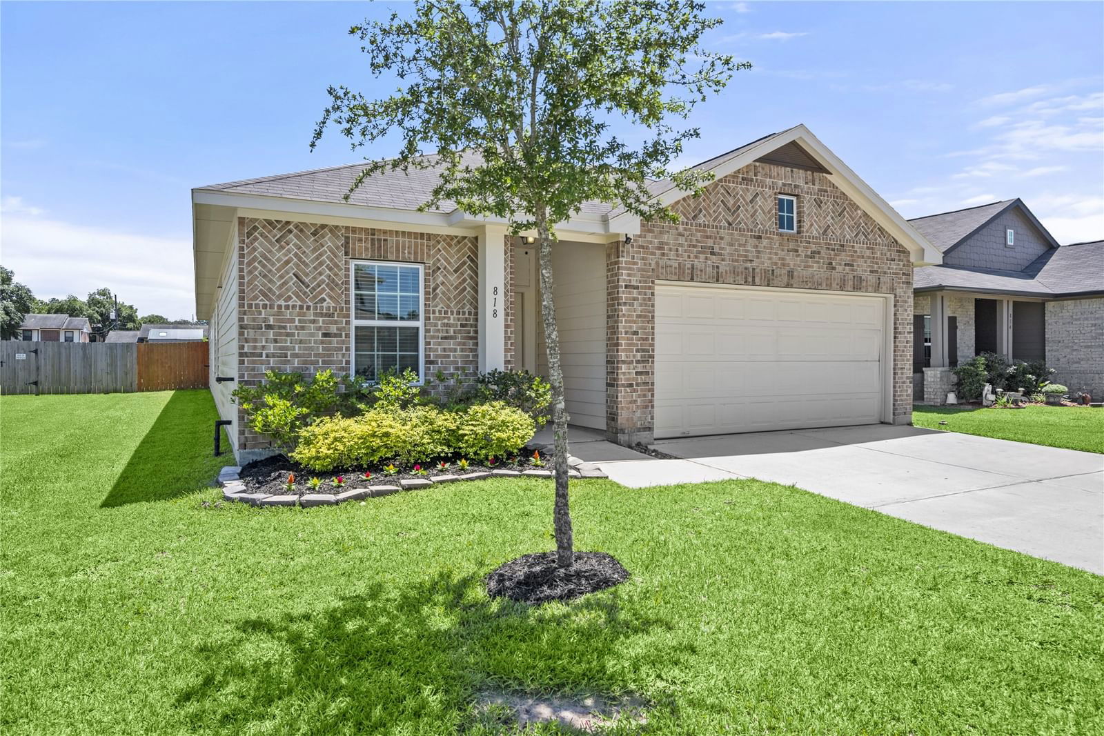 Real estate property located at 818 Steam Ridge Lane, Harris, Grand Junction Sec 1, Tomball, TX, US