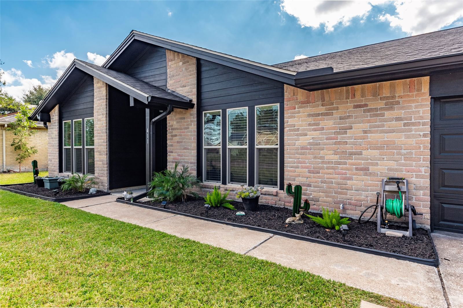 Real estate property located at 411 Westwood, Galveston, Dunbar Estates 1, Friendswood, TX, US