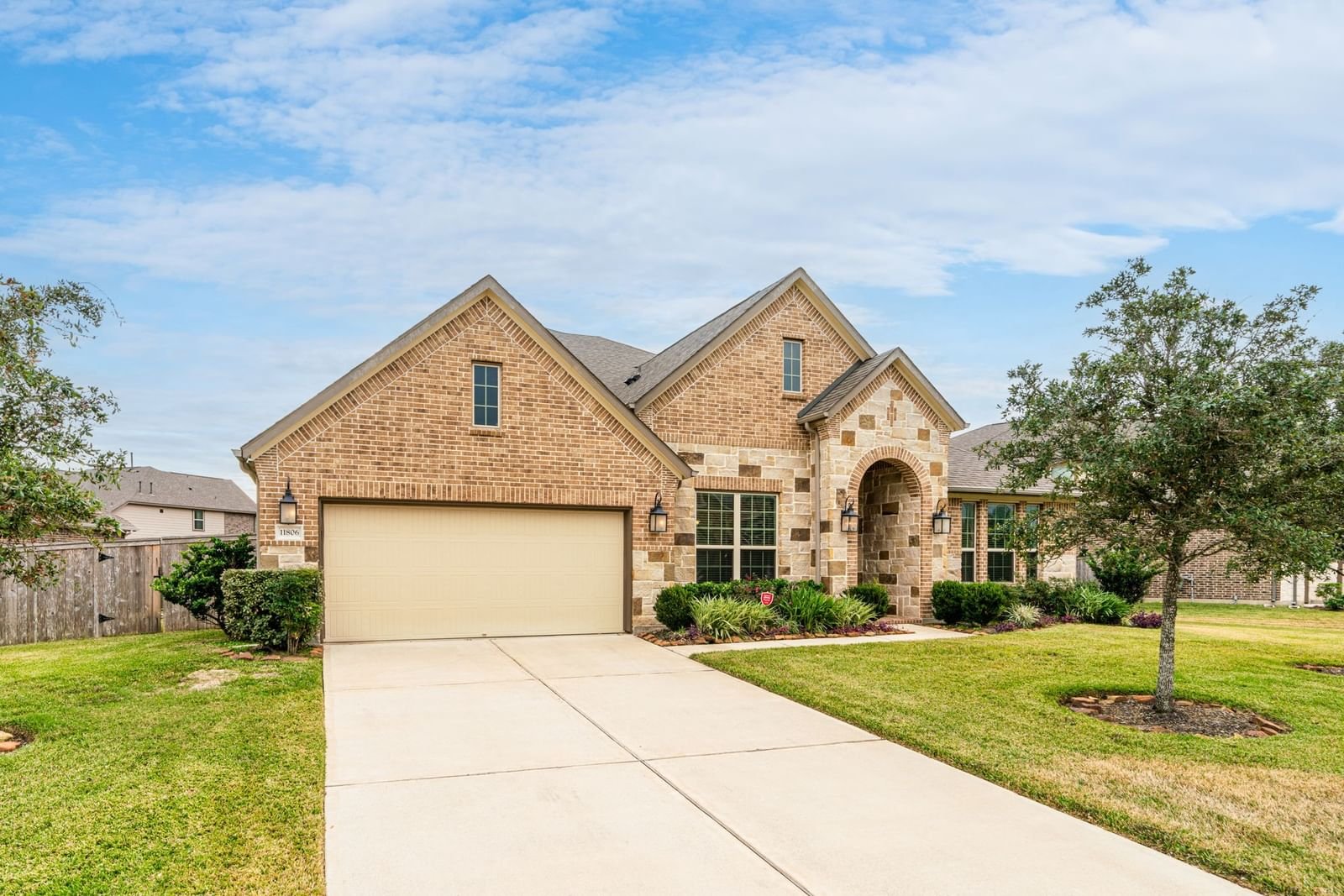 Real estate property located at 11806 Arroyo Springs, Brazoria, Southern Trails Sec 17 A0564, Pearland, TX, US