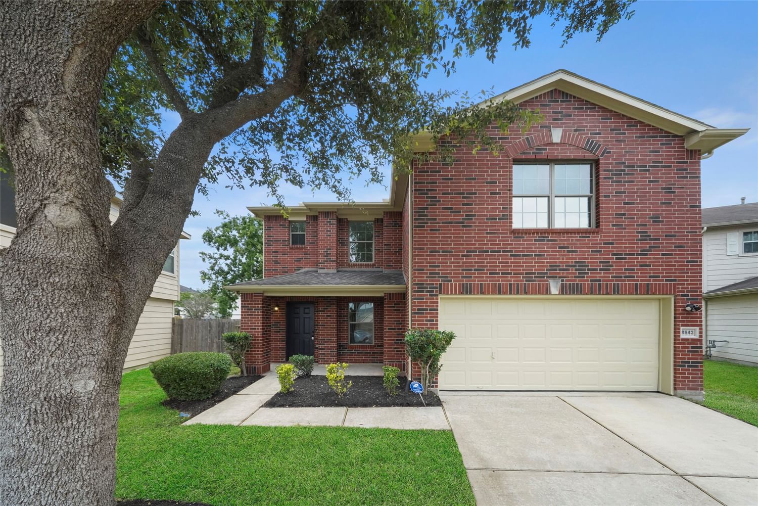 Real estate property located at 8543 Village Rose, Harris, Crescent Park Village Sec 02, Houston, TX, US