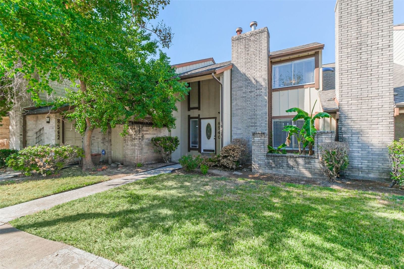 Real estate property located at 8540 Dairy View, Harris, Wellington Park T/H, Houston, TX, US