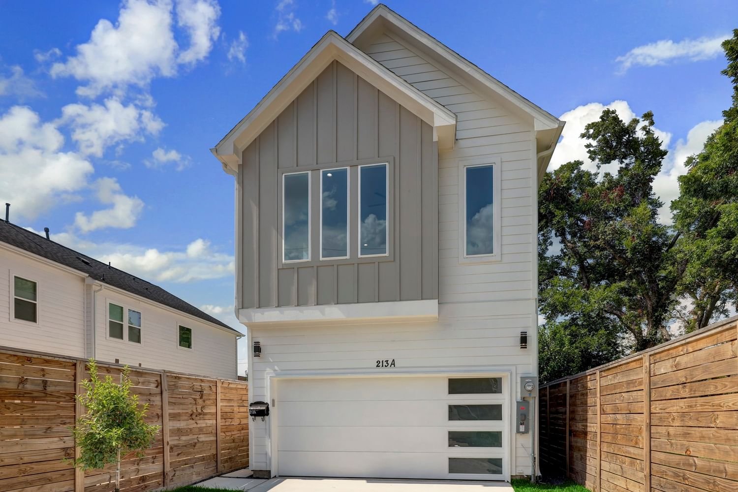 Real estate property located at 213A 33rd, Harris, Houston, TX, US