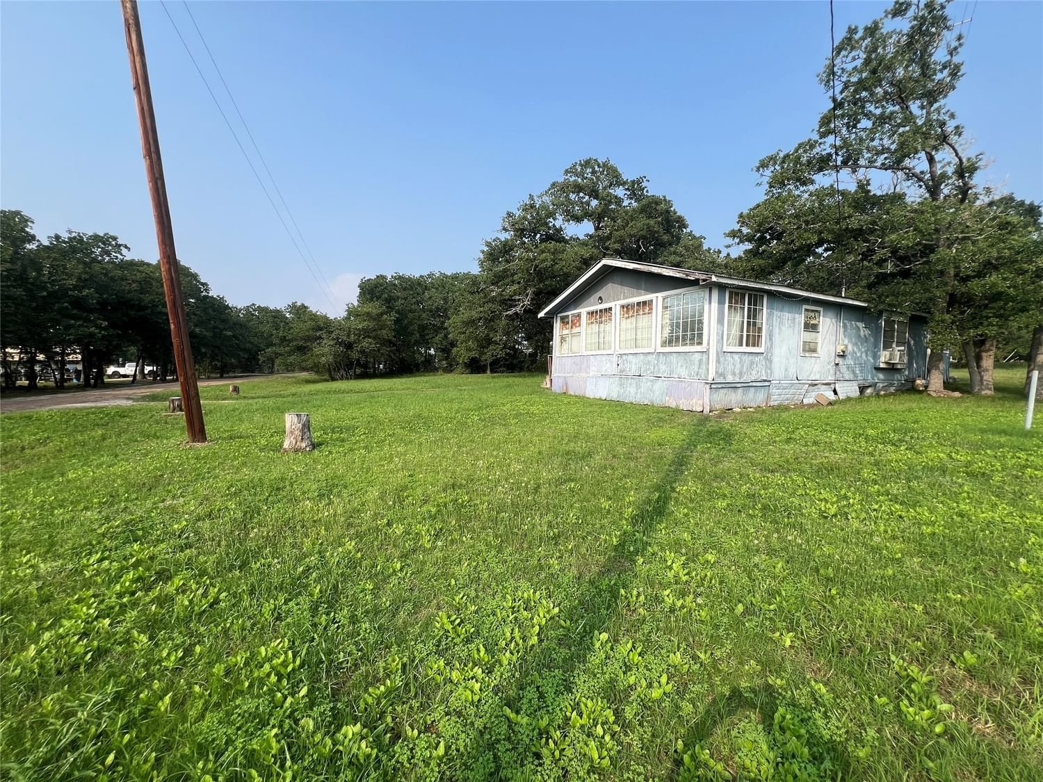 Real estate property located at 1601 Silver Ore, Burleson, Somerville Place, Somerville, TX, US