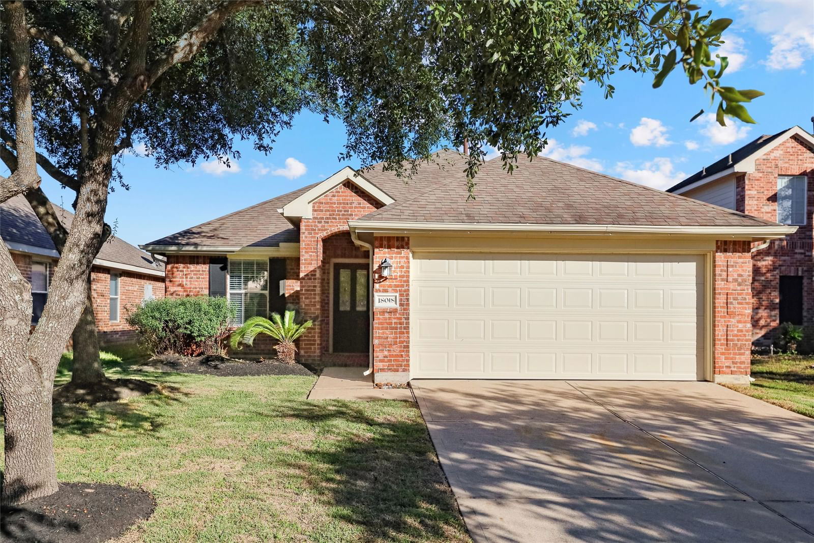 Real estate property located at 18018 June Oak, Harris, Oakcrest North Sec 3, Cypress, TX, US