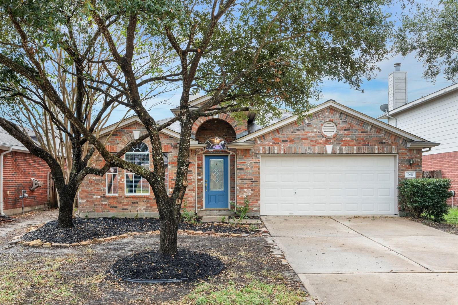 Real estate property located at 17611 Thicket Hollow, Harris, Cypress Mill Park Sec 04, Cypress, TX, US